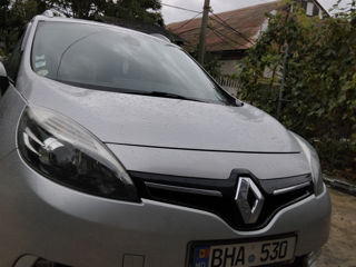 Renault Grand Scenic foto 2