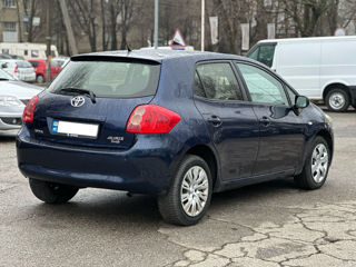 Toyota Auris foto 4