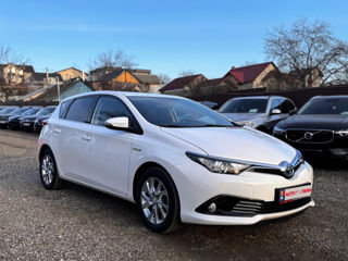 Toyota Auris foto 2