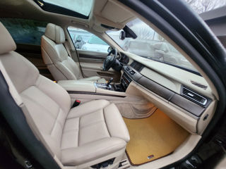 BMW 7 Series foto 8