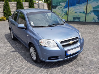 Chevrolet Aveo foto 2