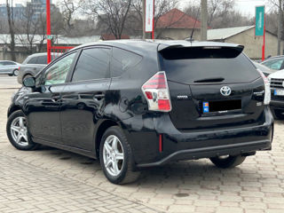 Toyota Prius + foto 3