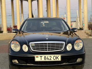 Mercedes E-Class