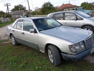 Mercedes Series (W124) foto 7