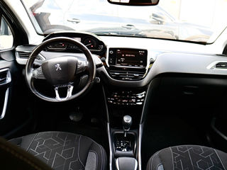 Peugeot 2008 foto 11