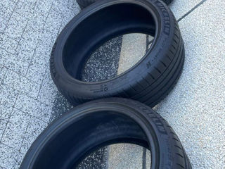 255 40 19R Michelin foto 2