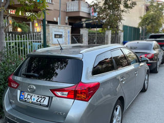 Toyota Auris foto 3