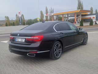 BMW 7 Series foto 10