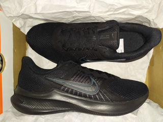 Nike (Downshifter 11) новые кроссовки оригинал . foto 10