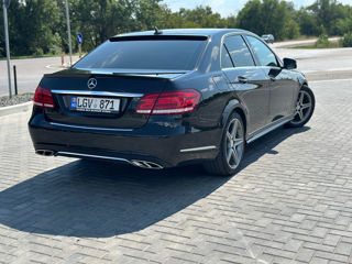 Mercedes E-Class foto 5