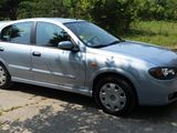 Nissan Almera foto 2