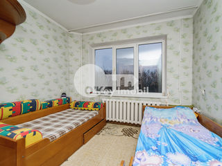 Apartament 3 camere, 72 mp, reparat și mobilat, Nicolae Costin 47500 € foto 5