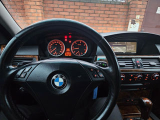 BMW 5 Series foto 5