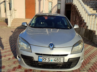 Renault Megane foto 2