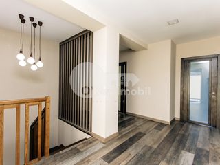 Chirie townhouse cu 2 nivele, reparație euro, mobilat, Centru 1800 € ! foto 13