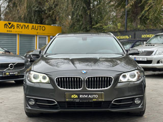 BMW 5 Series foto 2