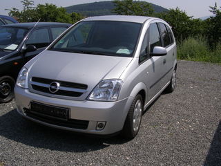 Opel Meriva foto 1