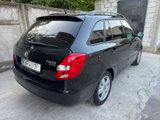 Skoda Fabia фото 2
