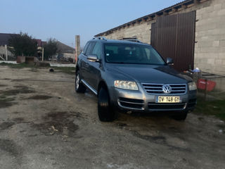 Volkswagen Touareg foto 2