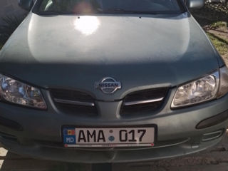 Nissan Almera foto 1