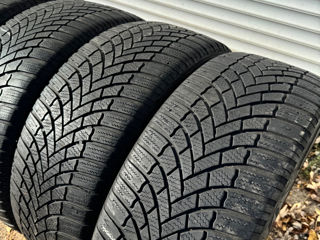 Зимние шины 225/55R18 Bridgestone foto 2