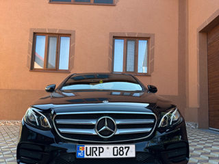 Mercedes E-Class foto 3