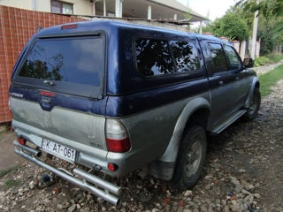 Mitsubishi L200 foto 5