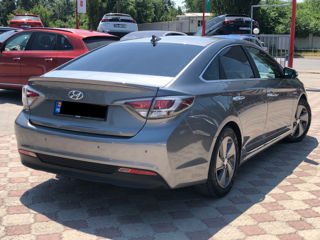 Hyundai Sonata foto 4