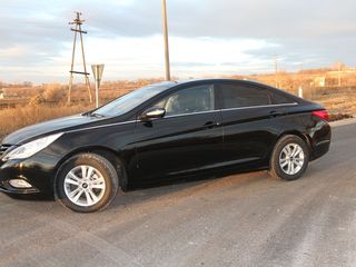 Hyundai Sonata foto 2