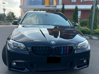 BMW 5 Series foto 2