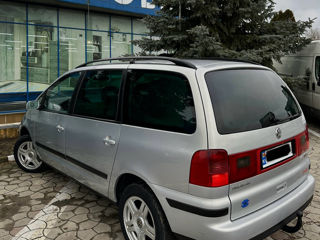 Volkswagen Sharan foto 3