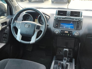 Toyota Land Cruiser Prado foto 13