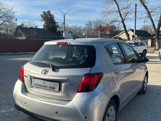 Toyota Yaris foto 5