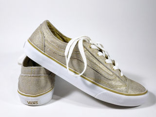 VANS. Оригинальные Стильные Кеды. Размер 38,5 foto 1