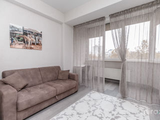 Apartament cu 2 camere, 80 m², Botanica, Chișinău