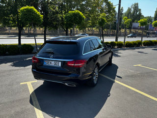 Mercedes C-Class foto 6