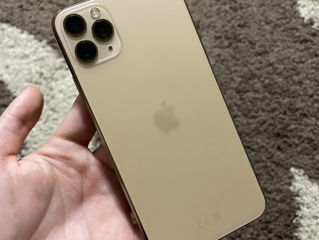 iPhone 11 Pro Max gold