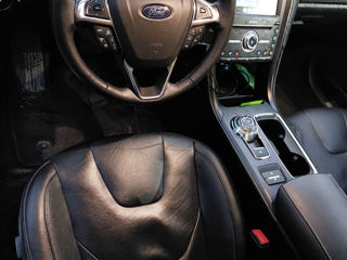 Ford Fusion foto 3