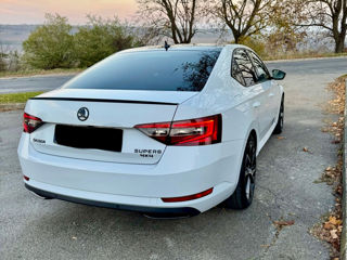 Skoda Superb foto 4