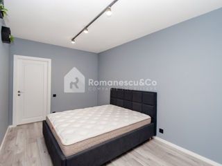 Apartament cu 2 camere, 65 m², Centru, Chișinău foto 9