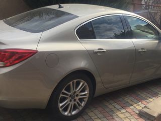 Opel Insignia foto 2