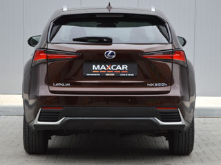 Lexus NX Series foto 2