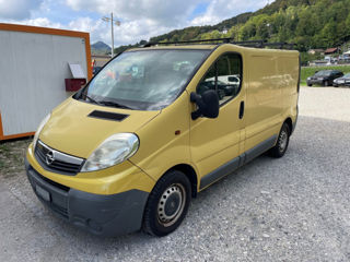 Opel Vivaro foto 2