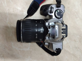 Canon EOS 3000v
