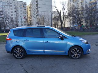 Renault Grand Scenic foto 3