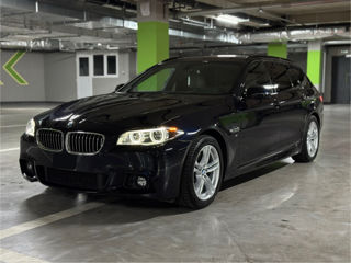 BMW 5 Series Touring foto 4