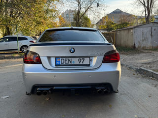 BMW 5 Series foto 6