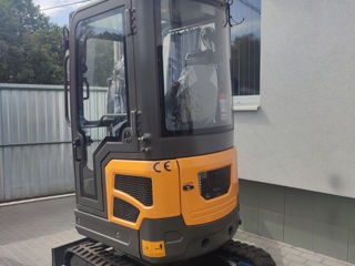 Excavator 1800 kg kubota motor foto 10