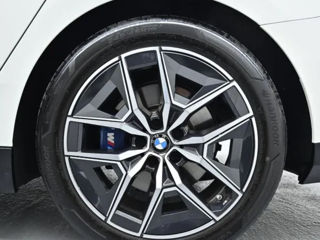 BMW 5 Series foto 3