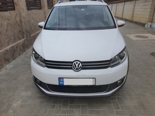 Volkswagen Touran foto 10